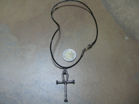 kríž, kovový prívesok na zapínacej šnúrke